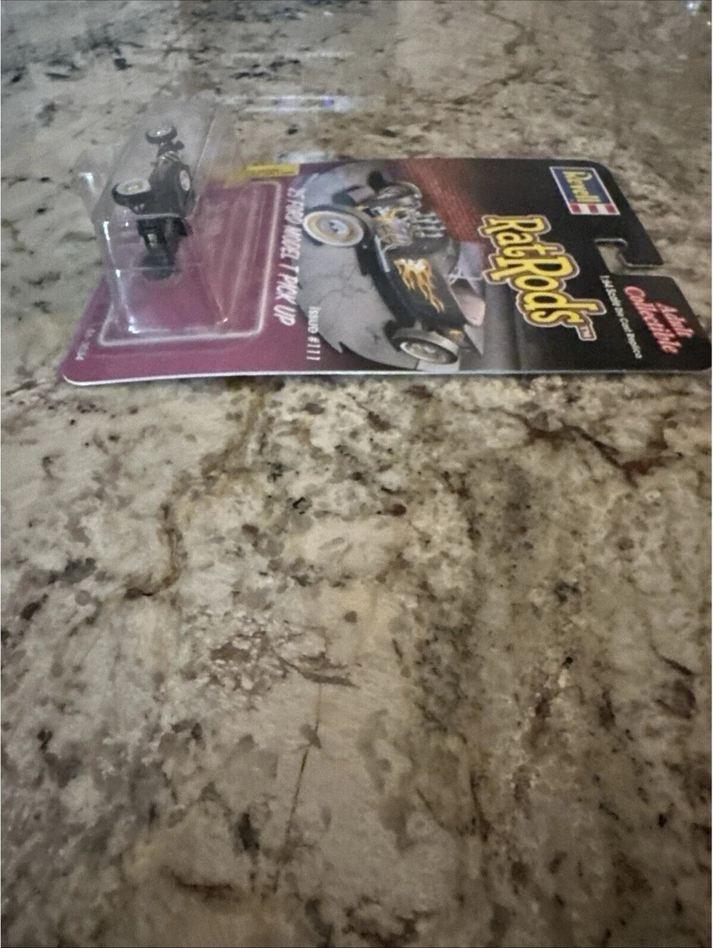 Revell 1925 Ford Model T Pick Up black Rat Rods Issue #111 1:64 READ DESCRIPTION